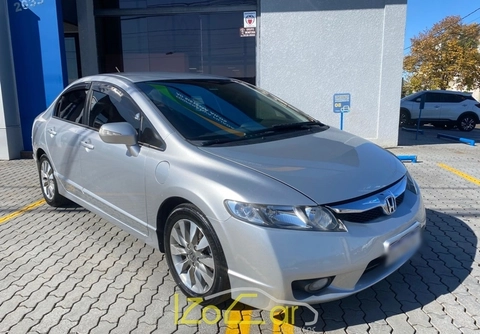Honda Civic 2011 Prata — foto 1 de 3