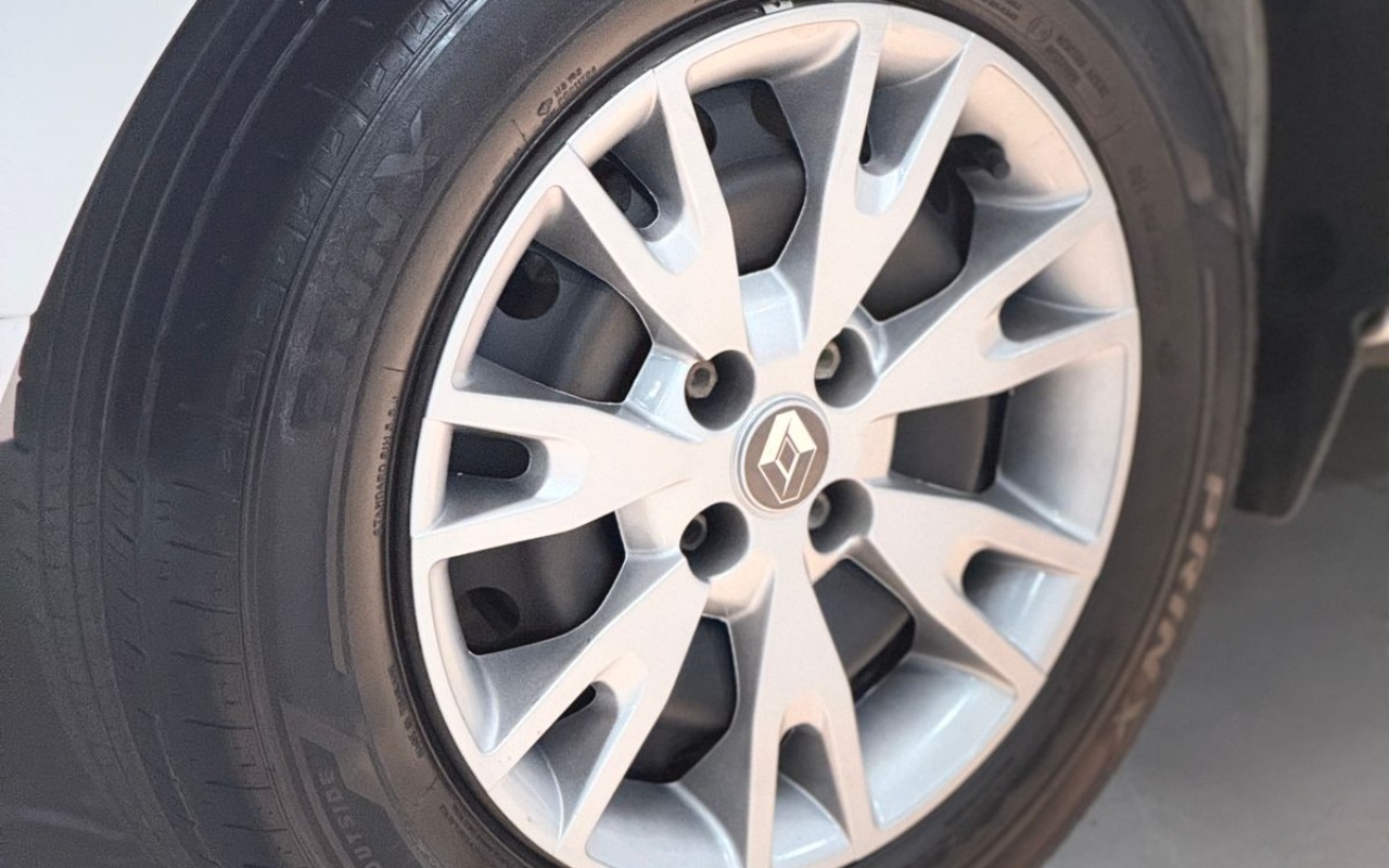 imagem-https://www.socarrao.com.br/sc-vehicle-images-prod/1632332/1779372863827-V2hhdHNBcHAgSW1hZ2UgMjAyNi0wNS0yMCBhdCAxNy4zMy4yNi5qcGVn.jpeg
