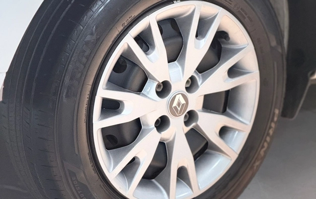 imagem-https://www.socarrao.com.br/sc-vehicle-images-prod/1632332/1779372863827-V2hhdHNBcHAgSW1hZ2UgMjAyNi0wNS0yMCBhdCAxNy4zMy4yNi5qcGVn.jpeg