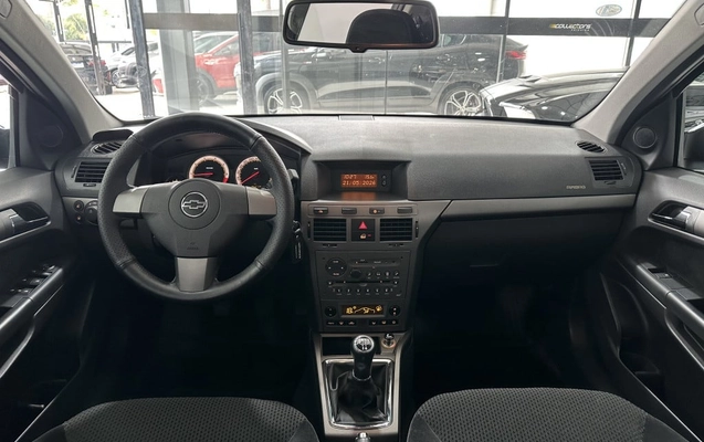 imagem-https://www.socarrao.com.br/sc-vehicle-images-prod/1633393/1779451952019-vehicle_image_1779374479_017940dcd263f8a9df0e634fe48bfd30.jpeg