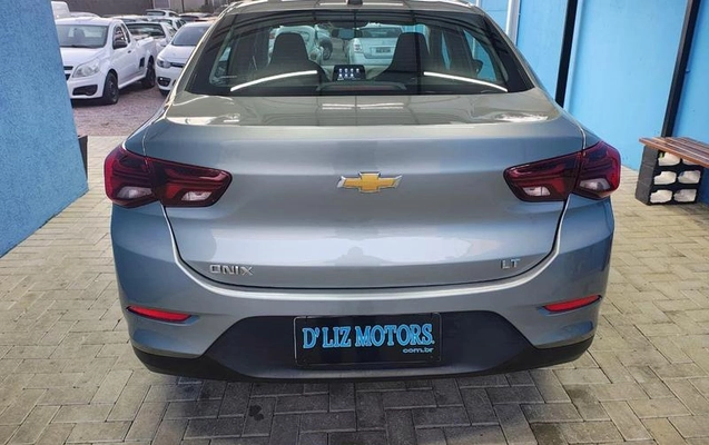 imagem-https://www.socarrao.com.br/sc-vehicle-images-prod/1633599/1786035185419-8099016_13_B_6ddf73d954.jpeg