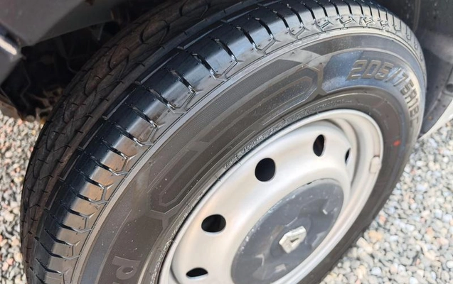imagem-https://www.socarrao.com.br/sc-vehicle-images-prod/1636187/1786118191230-7953445_16_B_f80a847210.jpeg