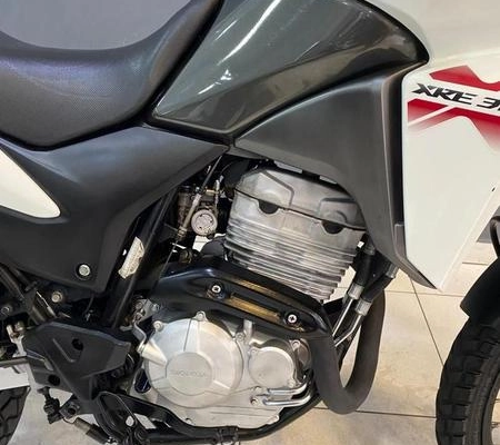 imagem-https://www.socarrao.com.br/sc-vehicle-images-prod/16363/1785954427783-7336892_0_B_041543fe62.jpeg
