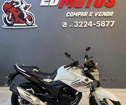 YAMAHA FAZER 600/ FZ6 S 2015 Branco — foto 1 de 3