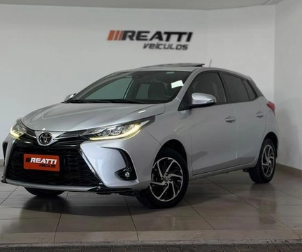 Toyota Yaris 2023 Prata — foto 1 de 3
