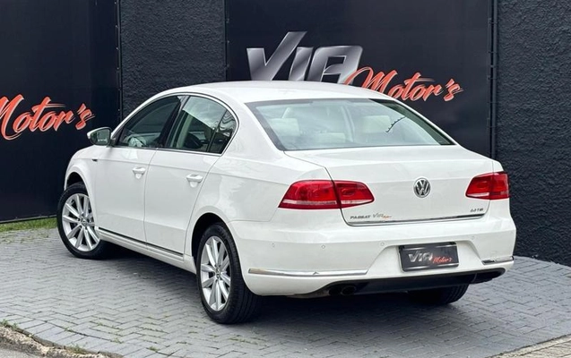 imagem-https://www.socarrao.com.br/sc-vehicle-images-prod/1638284/1786136151054-7496573_10_B_6d4c658128.jpeg