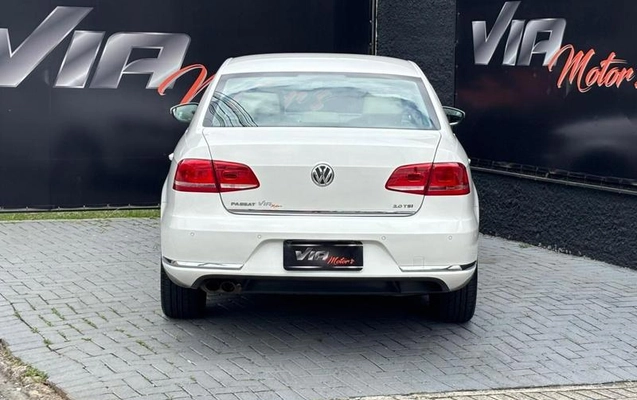 imagem-https://www.socarrao.com.br/sc-vehicle-images-prod/1638284/1786136151058-7496573_12_B_eda8f7e7dc.jpeg