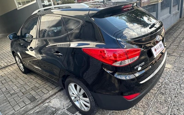 imagem-https://www.socarrao.com.br/sc-vehicle-images-prod/1638309/1784655980650-8109795_3_B_840dfbd581.jpeg