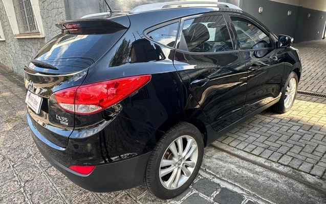 imagem-https://www.socarrao.com.br/sc-vehicle-images-prod/1638309/1784655980650-8109795_9_B_34d80d0680.jpeg