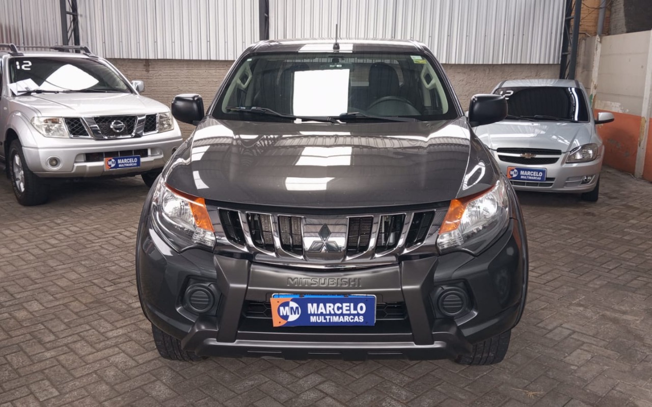 Mitsubishi L200 Triton Sport GLS 2.4 CD Diesel Aut. na cor Cinza em Ponta Grossa / PR - 1638730