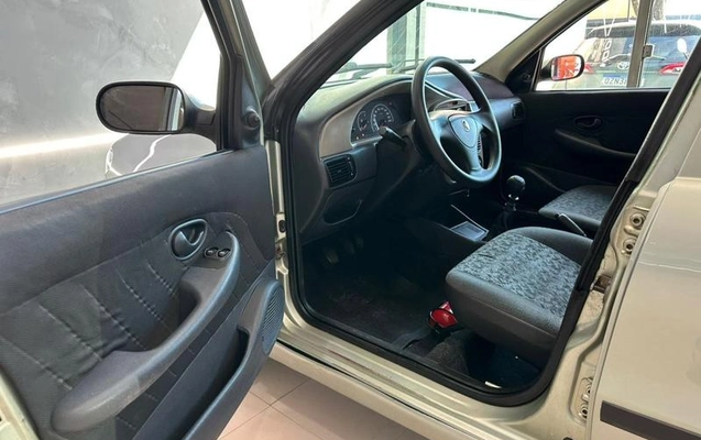 imagem-https://www.socarrao.com.br/sc-vehicle-images-prod/1638864/1779384868739-8110046_9_B_9c07e6fdcc.jpeg