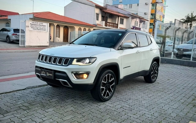 imagem-https://www.socarrao.com.br/sc-vehicle-images-prod/1640577/1779387861360-96a6f66b-f247-45c0-ad41-83ffb05a8f7c.jpg