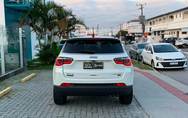 imagem-https://www.socarrao.com.br/sc-vehicle-images-prod/1640577/1779387861362-5155471e-51ca-4692-aed4-47e9808fa50f.jpg