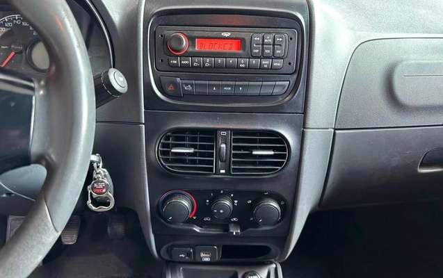 imagem-https://www.socarrao.com.br/sc-vehicle-images-prod/1640580/1779387887035-8110396_10_B_77cac6122b.jpeg