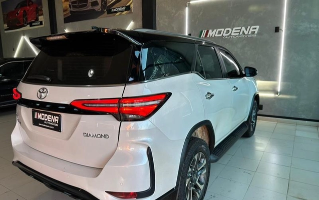 imagem-https://www.socarrao.com.br/sc-vehicle-images-prod/1640684/1779388017712-8110415_2_B_7bcceaa807.jpeg