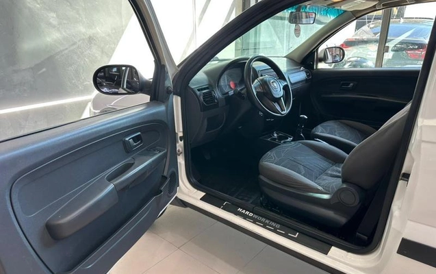 imagem-https://www.socarrao.com.br/sc-vehicle-images-prod/1641003/1779388572061-8110494_8_B_ec94bbde78.jpeg