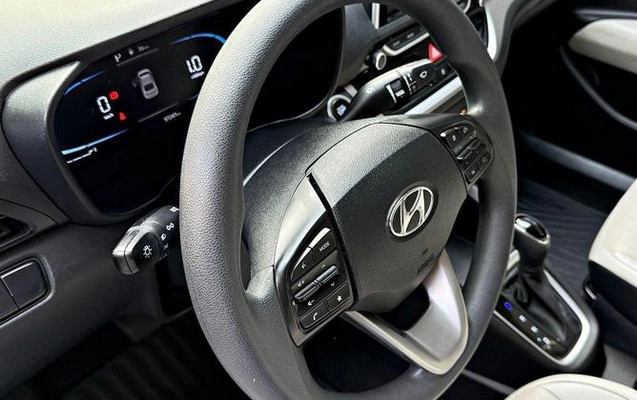imagem-https://www.socarrao.com.br/sc-vehicle-images-prod/1641062/1779388653712-7976058_4_B_46906d1d18.jpeg