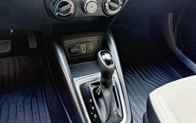 imagem-https://www.socarrao.com.br/sc-vehicle-images-prod/1641062/1779388653723-7976058_6_B_f240eeb4b1.jpeg