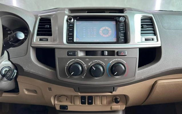 imagem-https://www.socarrao.com.br/sc-vehicle-images-prod/1641186/1779388912022-8110537_15_B_e37dab43b3.jpeg