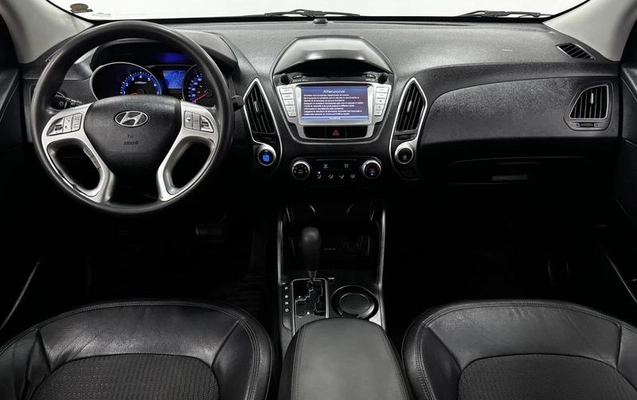 imagem-https://www.socarrao.com.br/sc-vehicle-images-prod/1641819/1789662121976-8110715_13_B_04f719e8ea.jpeg