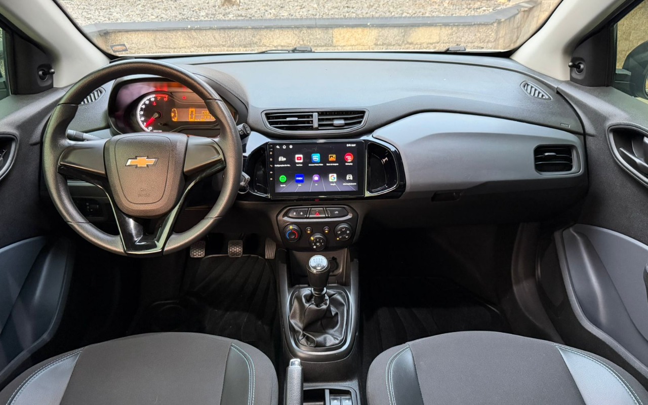 imagem-https://www.socarrao.com.br/sc-vehicle-images-prod/1642246/1779390947780-V2hhdHNBcHAgSW1hZ2UgMjAyNi0wNS0wNiBhdCAxOC4xNS4xMiAoMSkuanBlZw.jpeg