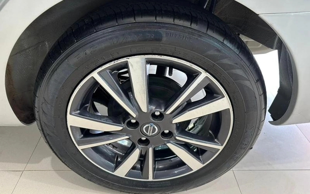 imagem-https://www.socarrao.com.br/sc-vehicle-images-prod/1643118/1779392366233-8111032_9_B_86e369160a.jpeg
