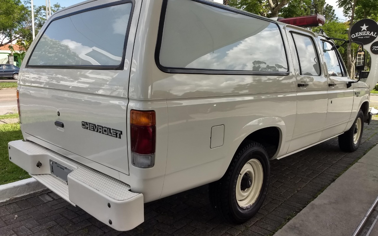imagem-https://www.socarrao.com.br/sc-vehicle-images-prod/1643262/1779392834301-SU1HXzIwMTkwMTI2XzE2MjQxOTY4NV9IRFIuanBn.jpg