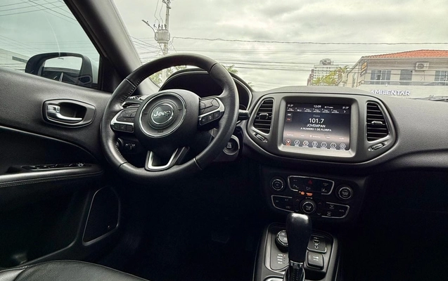 imagem-https://www.socarrao.com.br/sc-vehicle-images-prod/16433/1769988040610-6695181OR_1748952334_69_930.jpg