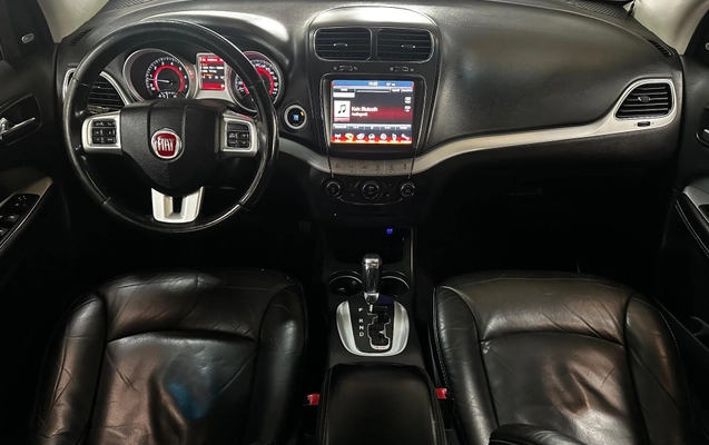 imagem-https://www.socarrao.com.br/sc-vehicle-images-prod/1643440/1788360301505-a8cbc0c793484039a5a2b962e993d52e_1779390038348.jpg