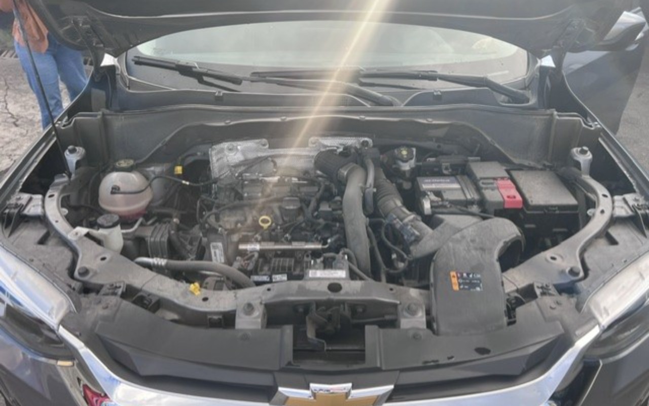 imagem-https://www.socarrao.com.br/sc-vehicle-images-prod/1645220/1779395988154-MTQuanBn.jpg