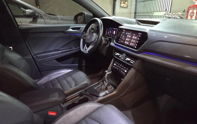 imagem-https://www.socarrao.com.br/sc-vehicle-images-prod/1645390/1779396491060-8108390_13_B_f831fda728.jpeg