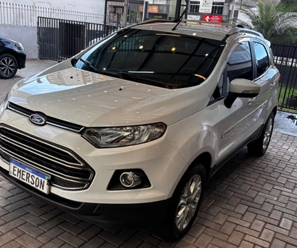 Ford EcoSport 2014 Branco — foto 1 de 3
