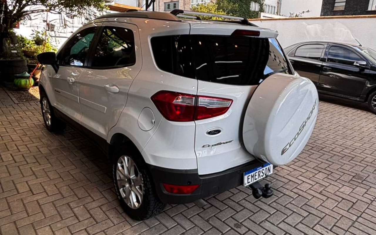 imagem-https://www.socarrao.com.br/sc-vehicle-images-prod/1645616/1779397181876-V2hhdHNBcHAgSW1hZ2UgMjAyNi0wNS0yMSBhdCAxNy4wNi4yMyAoNCkuanBlZw.jpeg