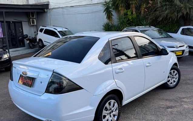 imagem-https://www.socarrao.com.br/sc-vehicle-images-prod/1647955/1779400720478-SU1HXzY1MjAuanBlZw.jpeg