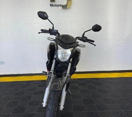 imagem-https://www.socarrao.com.br/sc-vehicle-images-prod/1650090/1790004847092-8048016_15_B_918f84c451.jpeg