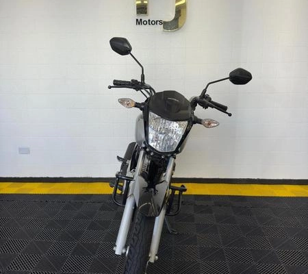 imagem-https://www.socarrao.com.br/sc-vehicle-images-prod/1651415/1790010031336-8103891_17_B_6705733bb3.jpeg