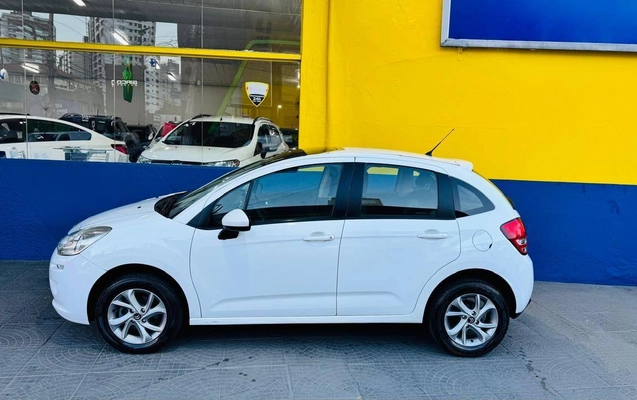 imagem-https://www.socarrao.com.br/sc-vehicle-images-prod/1652843/1789781307606-672f229993494bd9b05b3090319f5a36_1779409752832.jpeg
