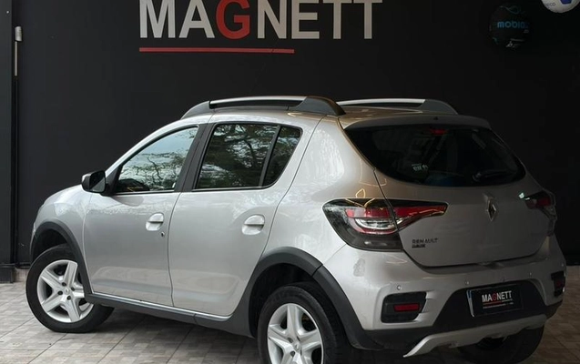 imagem-https://www.socarrao.com.br/sc-vehicle-images-prod/1654655/1783612058494-8078171_5_B_2214f34070.jpeg