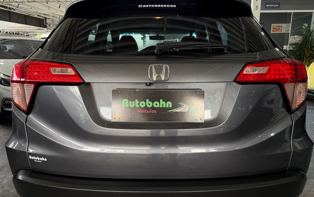 imagem-https://www.socarrao.com.br/sc-vehicle-images-prod/1657114/1789649365100-837d9aaa-9ae8-49a1-81f7-a35c1b88512f.jpg
