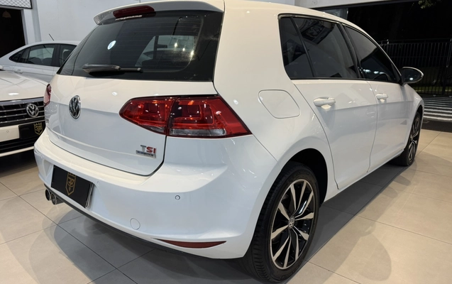 imagem-https://www.socarrao.com.br/sc-vehicle-images-prod/1661950/1779429242347-7_043259.jpg