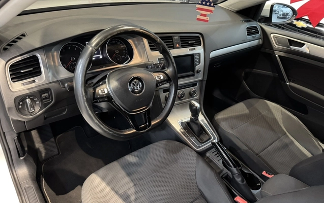 imagem-https://www.socarrao.com.br/sc-vehicle-images-prod/1661950/1779429242446-4_043259.jpg