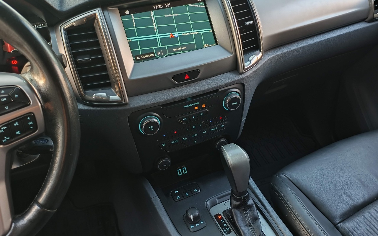 imagem-https://www.socarrao.com.br/sc-vehicle-images-prod/1665753/1779452774107-Rk9SRCBSQU5HRVIgMy4yIExJTUlURUQgNFg0IENEIERJRVNFTCAyMDE5IEJSQU5DQSAxMy5qcGc.jpg