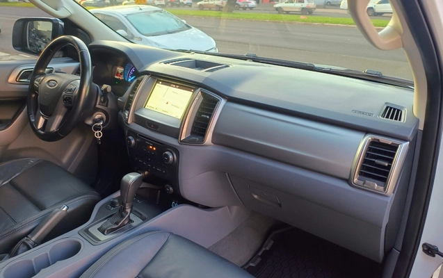 imagem-https://www.socarrao.com.br/sc-vehicle-images-prod/1665753/1779452774373-Rk9SRCBSQU5HRVIgMy4yIExJTUlURUQgNFg0IENEIERJRVNFTCAyMDE5IEJSQU5DQSAxNS5qcGc.jpg