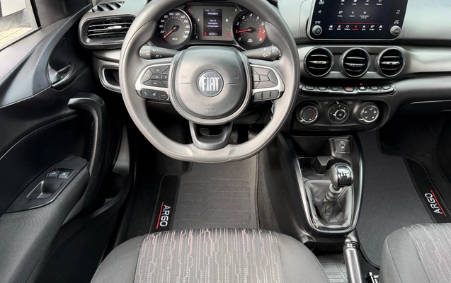 imagem-https://www.socarrao.com.br/sc-vehicle-images-prod/1667324/1789587753474-2895dc49e5a6484a8556b7a977b38132_1781033357558.jpg