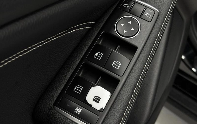 imagem-https://www.socarrao.com.br/sc-vehicle-images-prod/1667873/1785416483362-8112490_10_B_44e7160955.jpeg