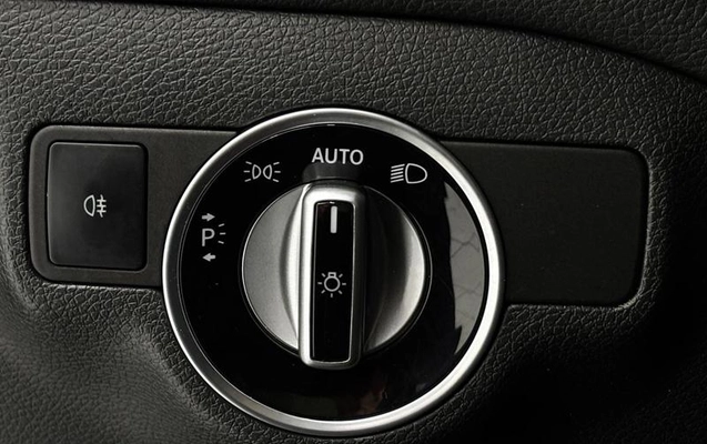 imagem-https://www.socarrao.com.br/sc-vehicle-images-prod/1667873/1785416483365-8112490_19_B_b4858a8cd9.jpeg