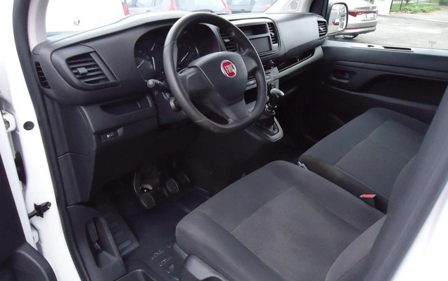 imagem-https://www.socarrao.com.br/sc-vehicle-images-prod/1668011/1790085990491-7939767_8_B_6f993fc947.jpeg