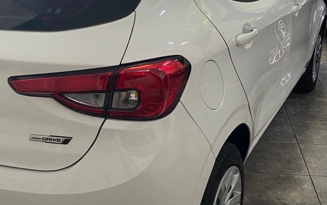 imagem-https://www.socarrao.com.br/sc-vehicle-images-prod/1668013/1779456710350-SU1HXzE3NDcuanBlZw.jpeg