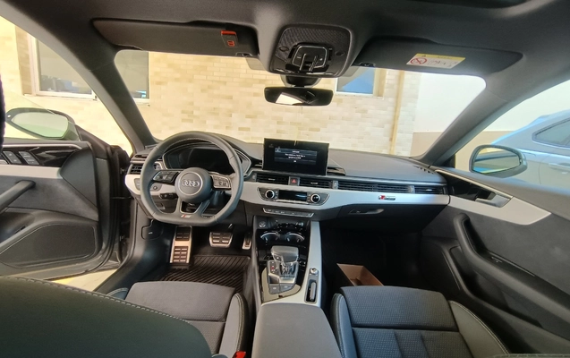 imagem-https://www.socarrao.com.br/sc-vehicle-images-prod/1668737/1779458103139-SU1HXzIwMjYwNTE0XzA5MTUzOTE3OF9IRFIuanBn.jpg