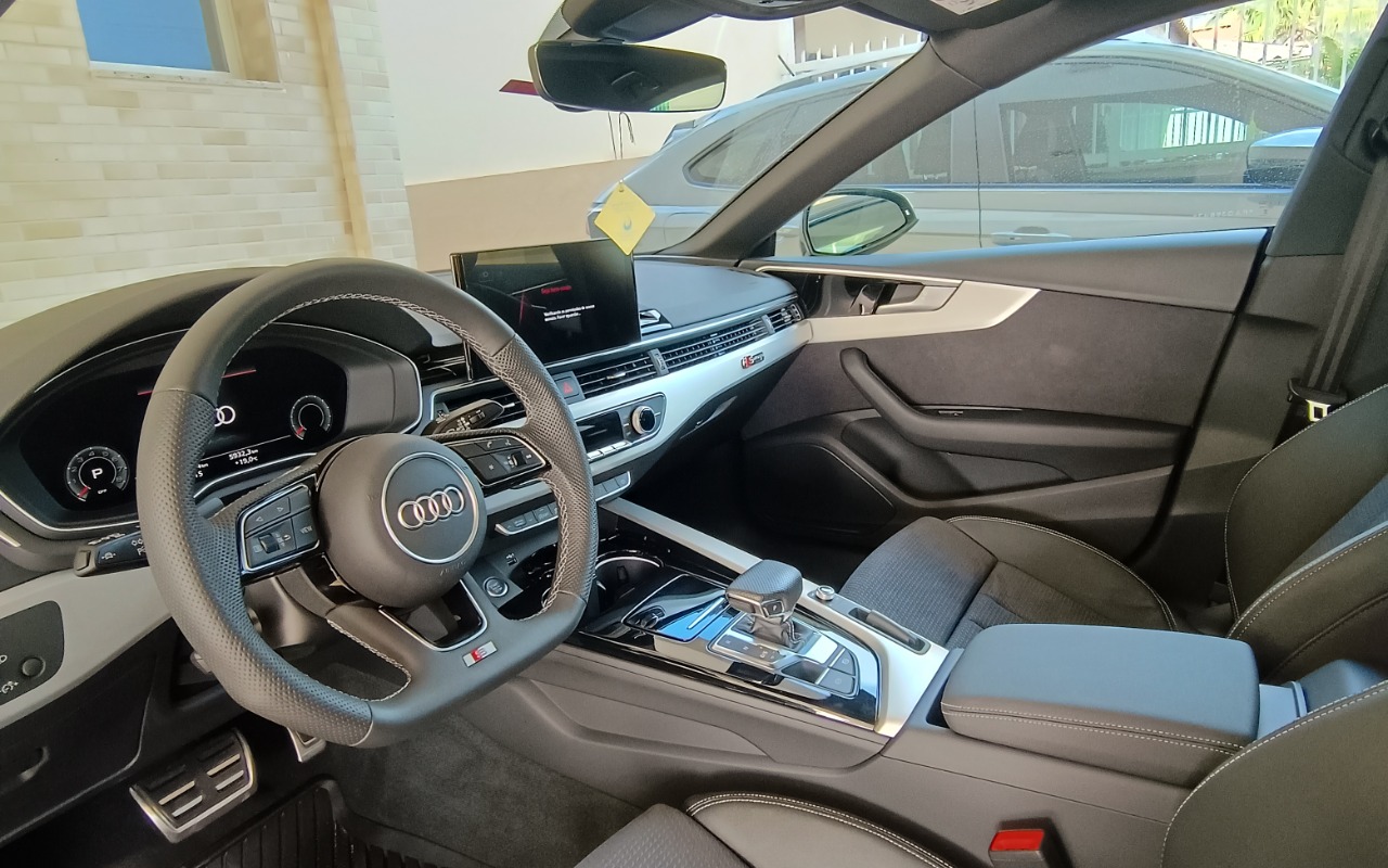 imagem-https://www.socarrao.com.br/sc-vehicle-images-prod/1668737/1779458103624-SU1HXzIwMjYwNTE0XzA5MTUzMDYzNF9IRFIuanBn.jpg